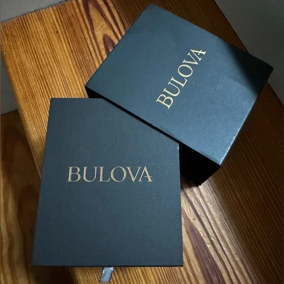 Bulova | Accessories | Bulova Black Box With Gold Accents  display picture 1